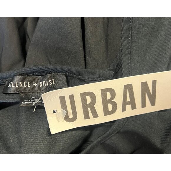 Silence + Noise Large Top Blouse Black Long Sleeve Square Peplum Urban Outfitter - Picture 6 of 9